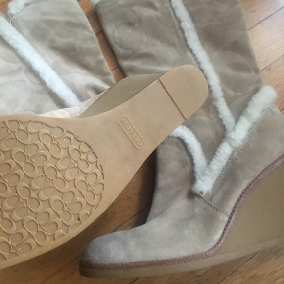 Coach Jordana wedge tan winter boots - Picture 2 of 3